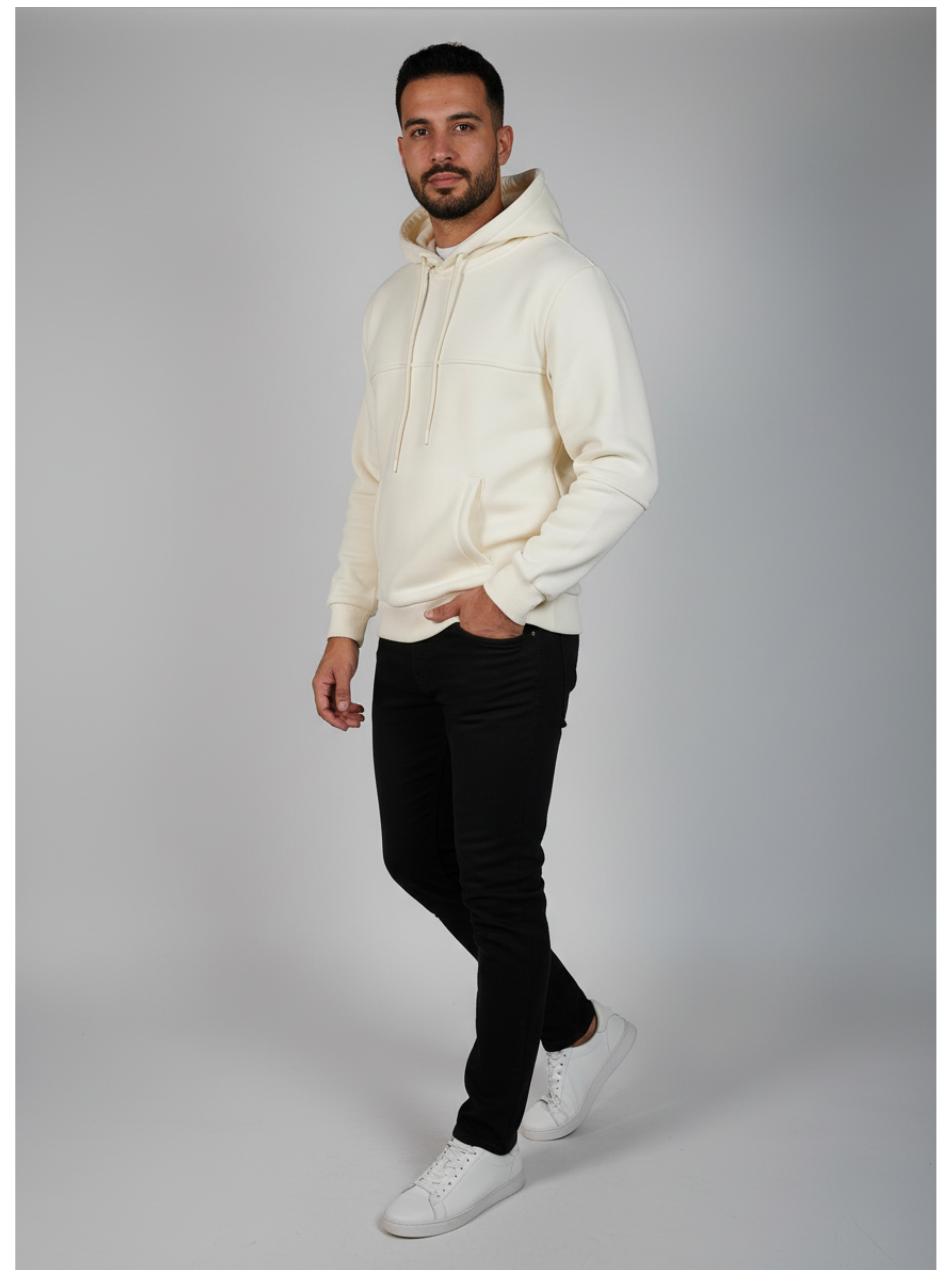 SWEAT-SHIRT  BLANC CASSE  REF  SS19