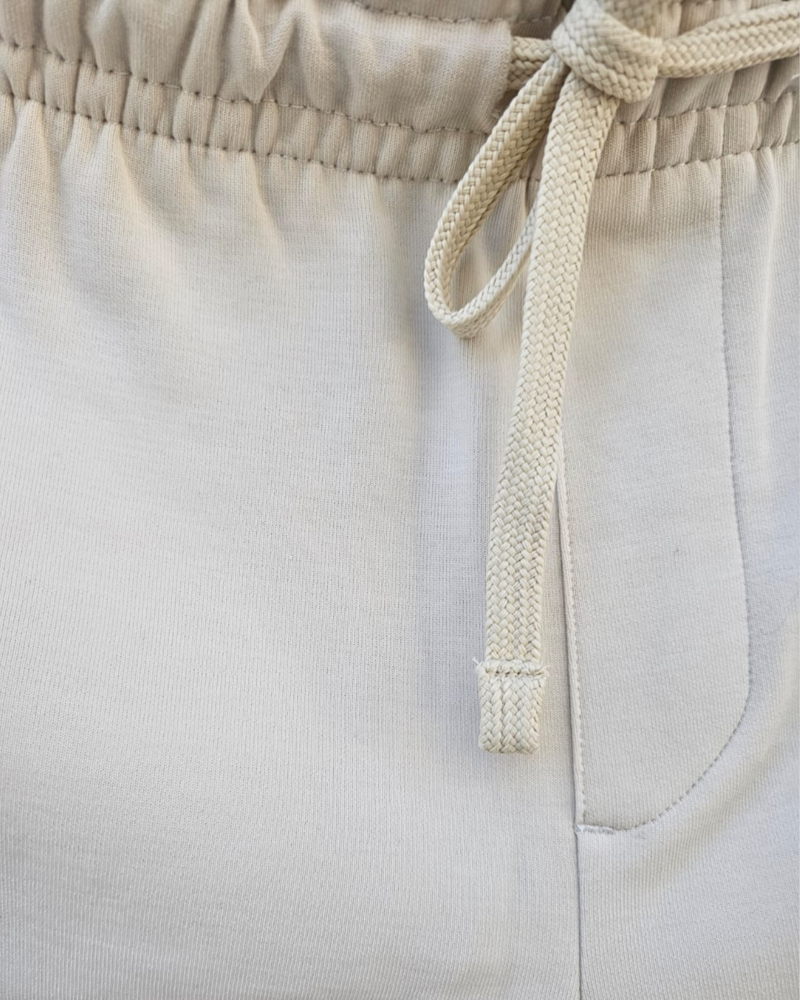 Pantalon jogging Beige l'essentiel