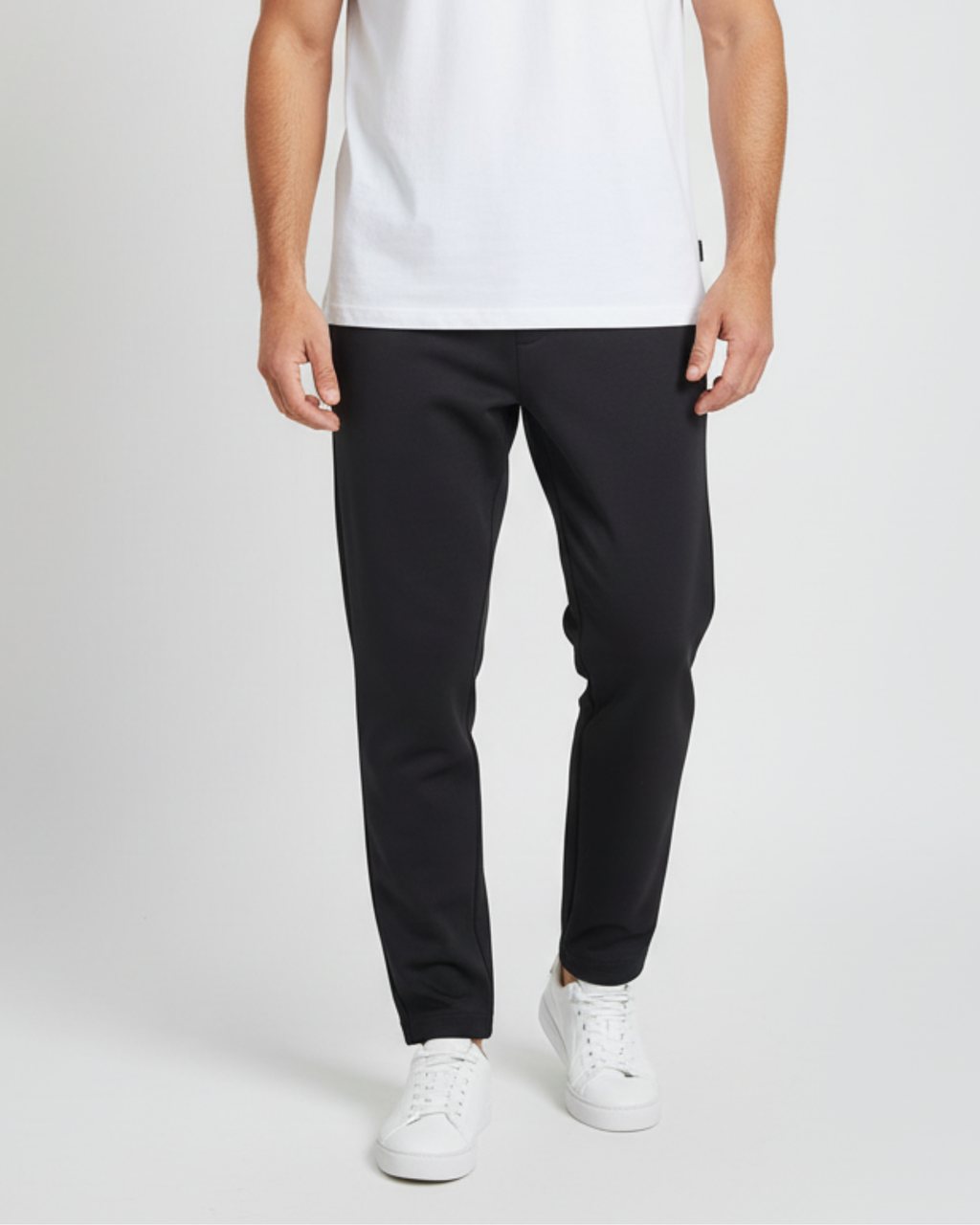 Pantalon jogging Noir  l'essentiel
