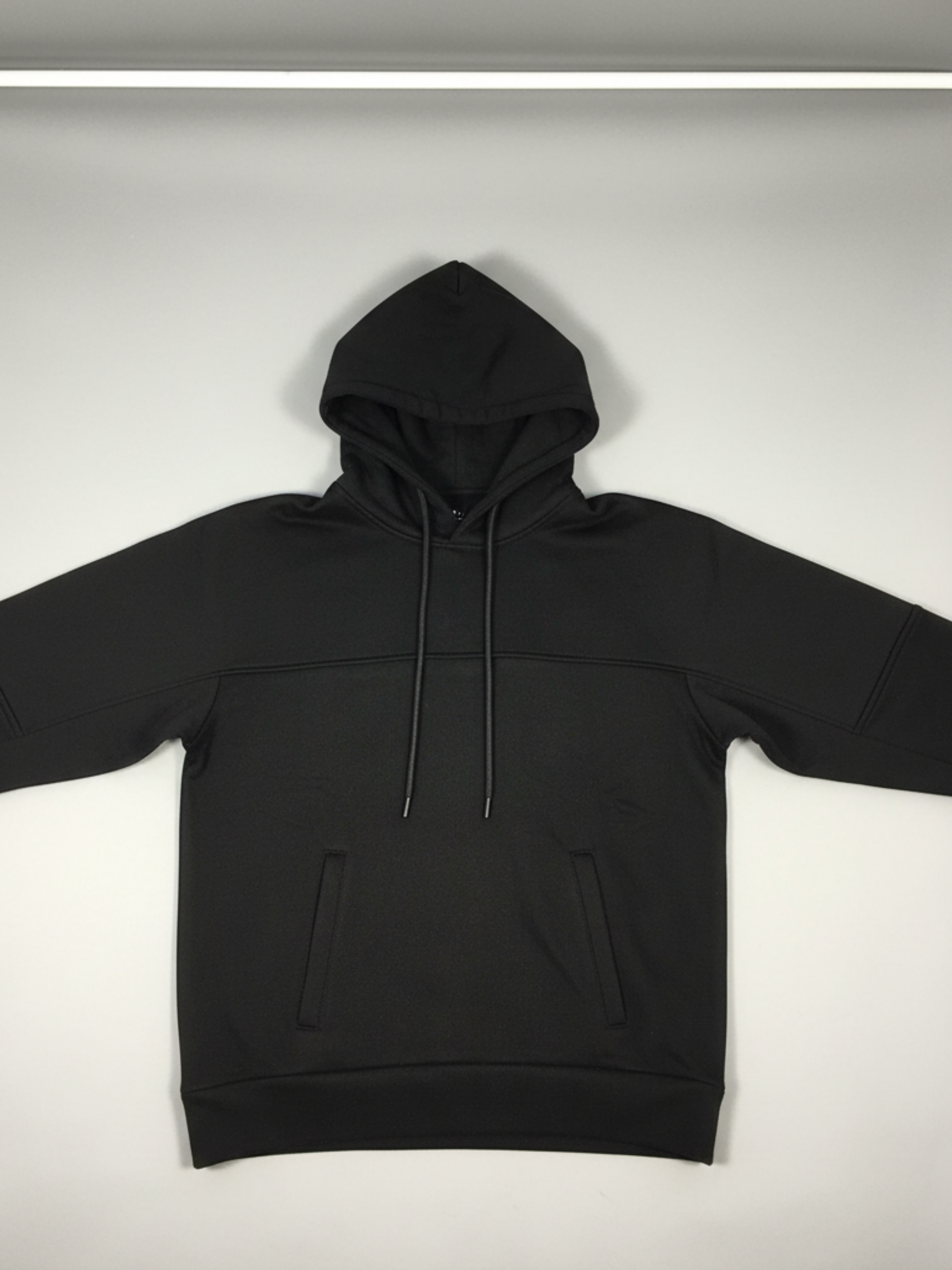 SWEAT-SHIRT  NOIR REF  SS19