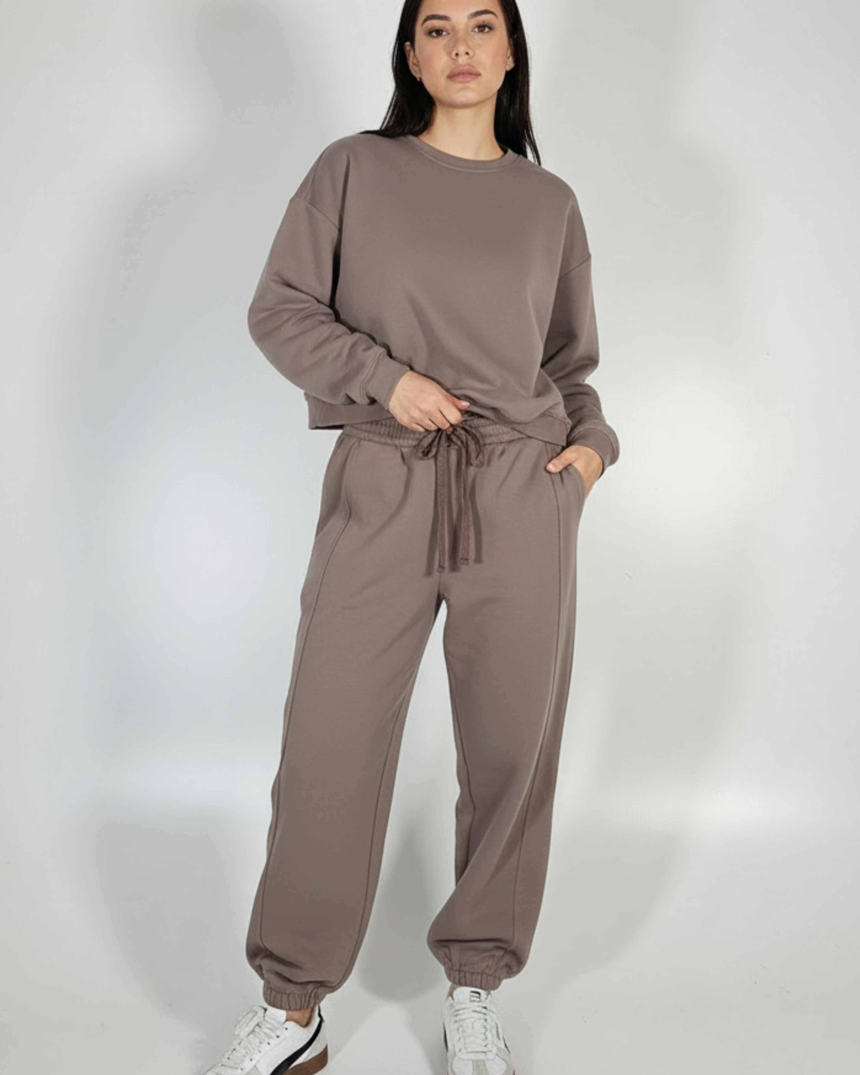 Ensemble jogging   grège