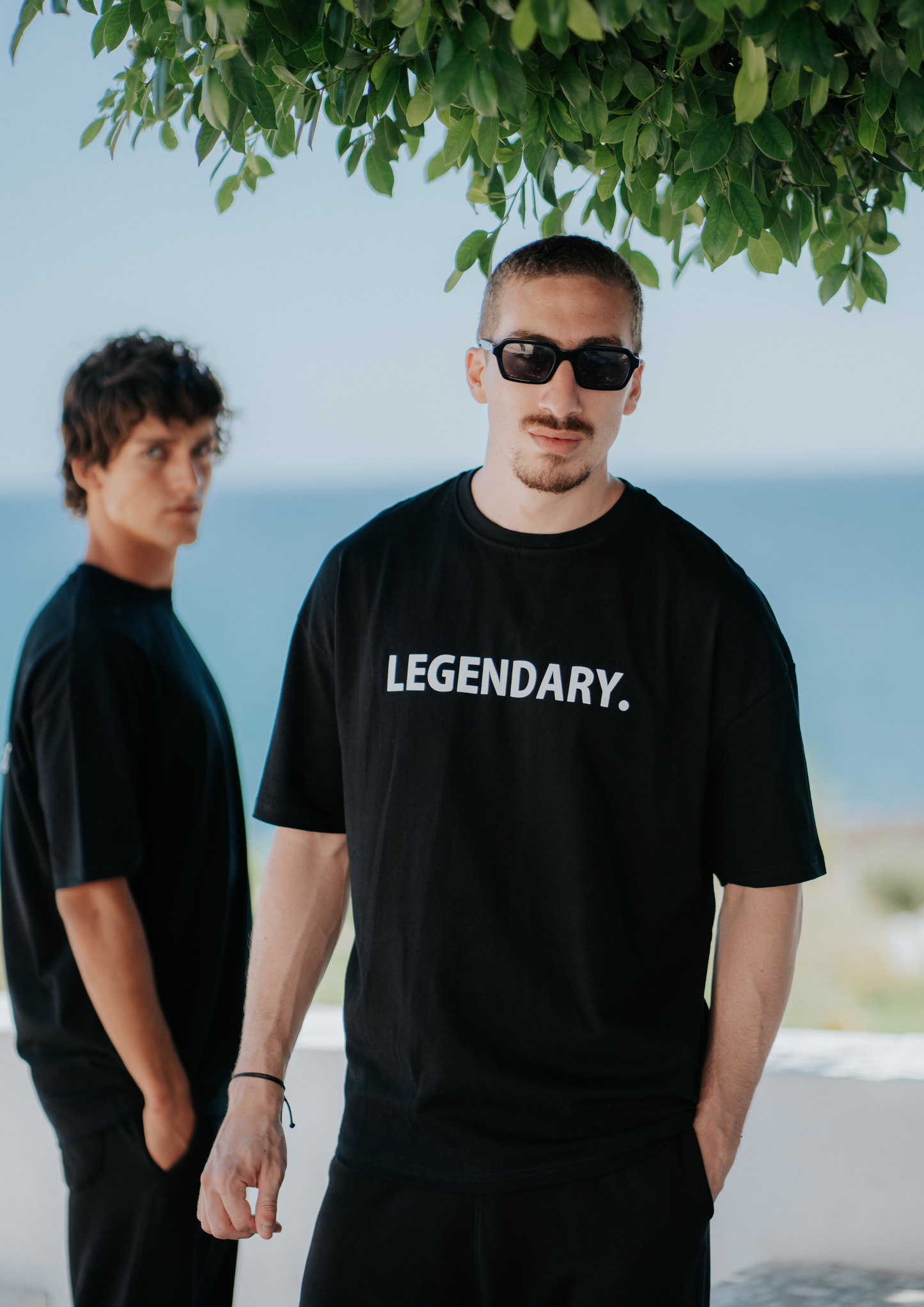 T-SHIRT OVERSIZE NOIR / LEGENDARY