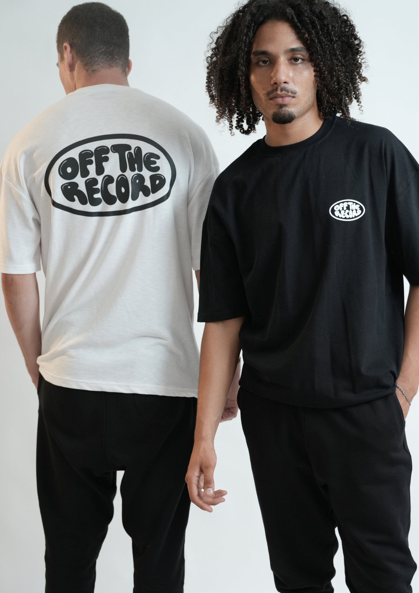 T-SHIRT OVERSIZE NOIR / OFF RECORD