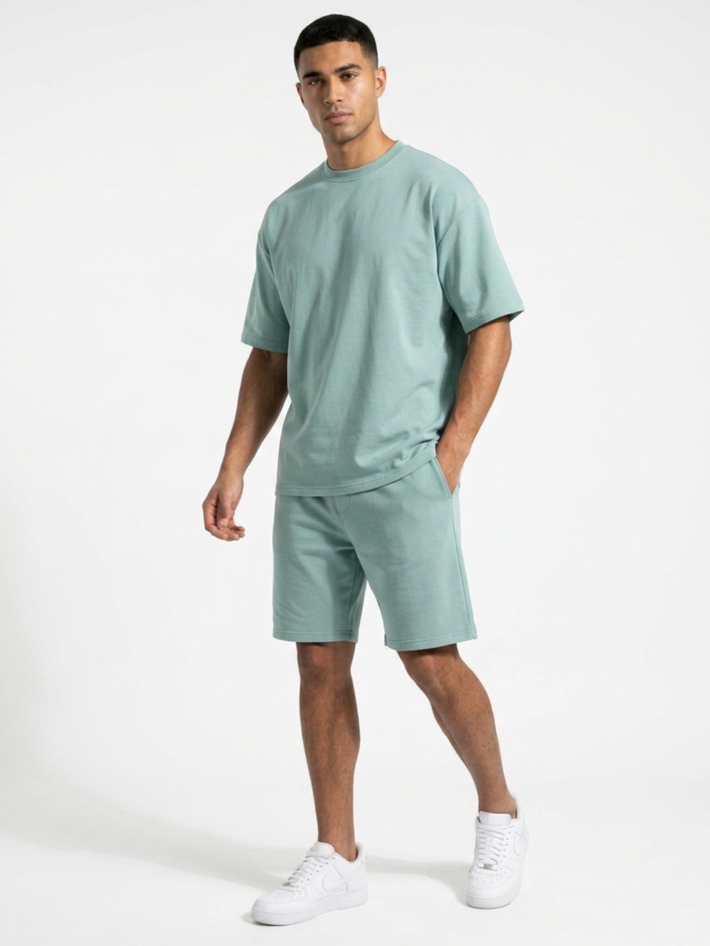 Ensemble short et t-shirt fin oversize