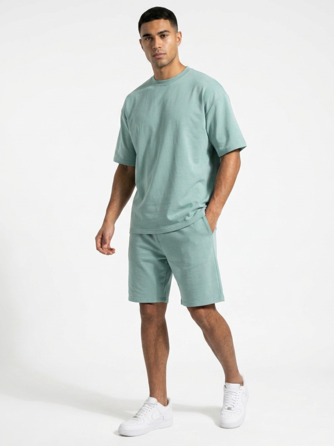Ensemble short et t-shirt fin oversize