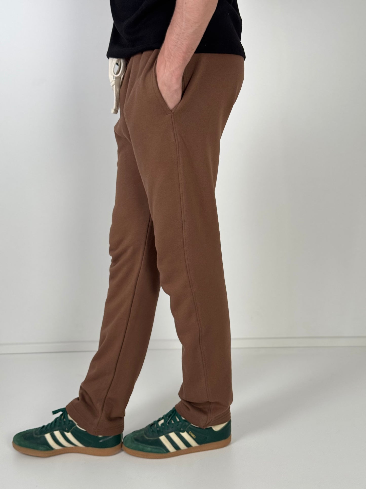 Pantalon Jogging  Coupe Droite  P01  couleur  marron