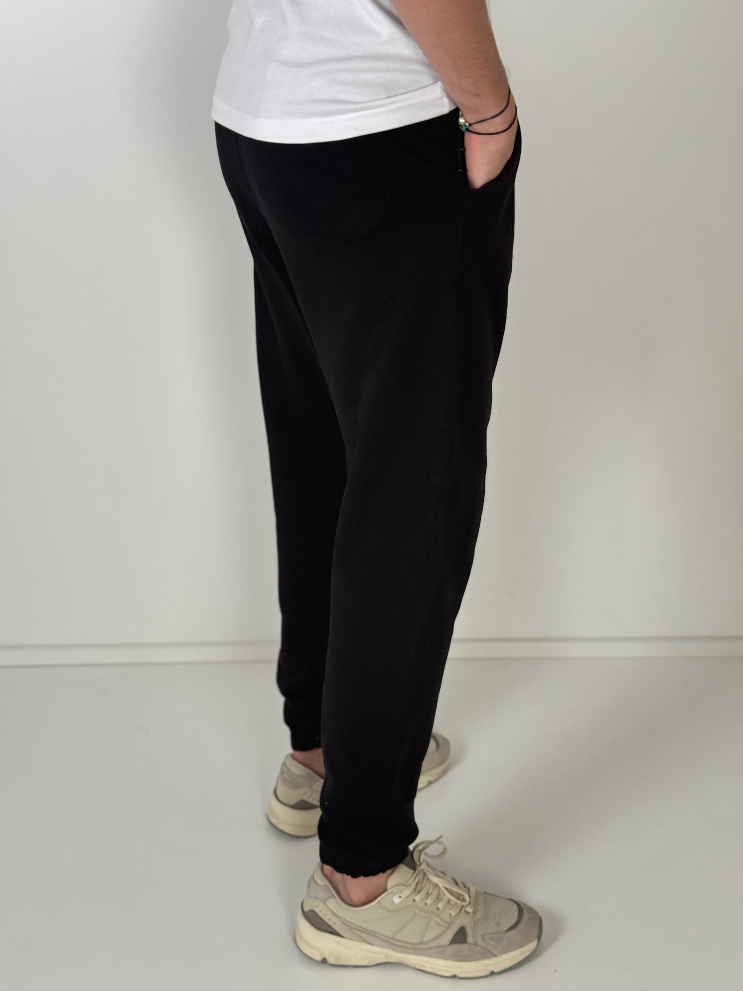 Pantalon jogging oversize  NOIR  P014   "lastique bas"