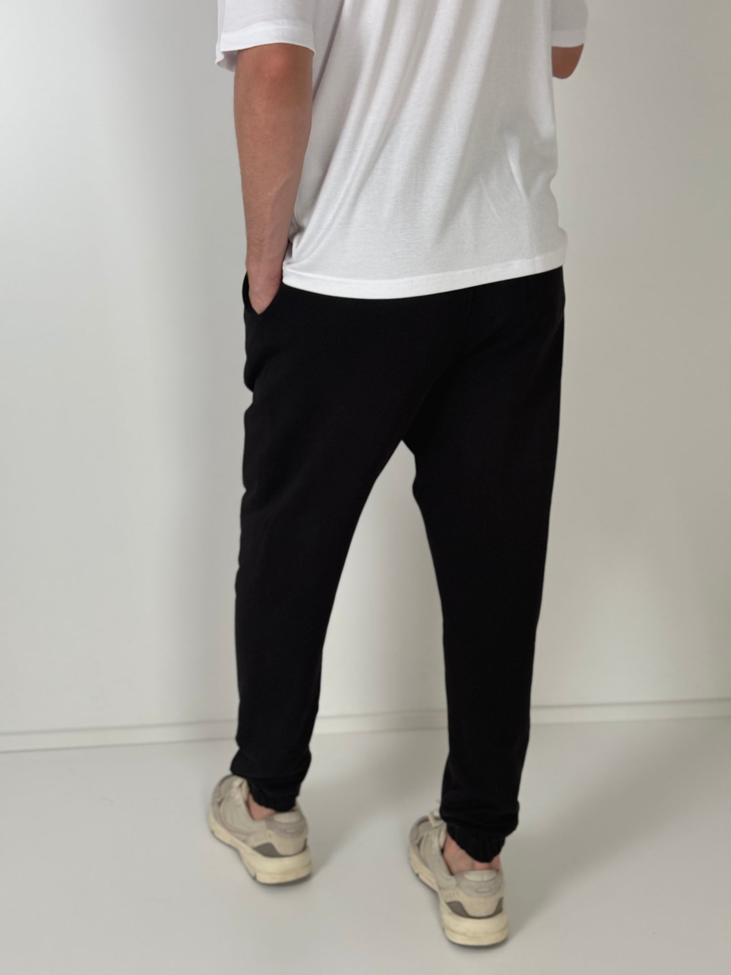 Pantalon jogging oversize  NOIR  P014   "lastique bas"