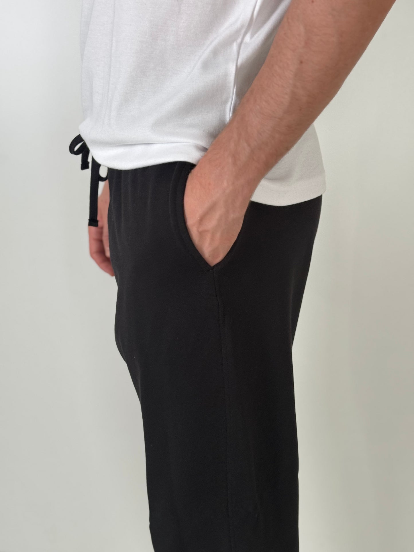 Pantalon jogging oversize  NOIR  P014   "lastique bas"